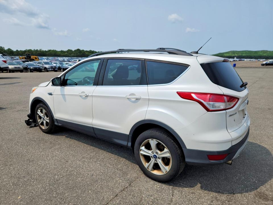 Photo 2 from auction – 2013 FORD ESCAPE with VIN 1FMCU0GX7DUC66212