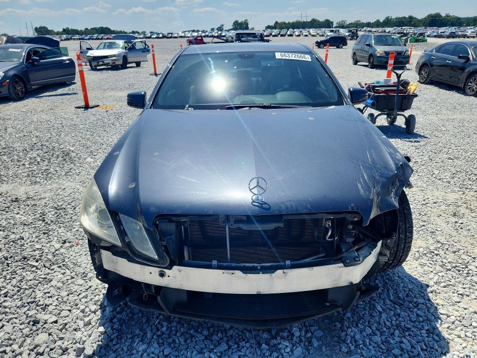 Photo 5 from auction – 2010 MERCEDES-BENZ E with VIN WDDHF8HB5AA082363