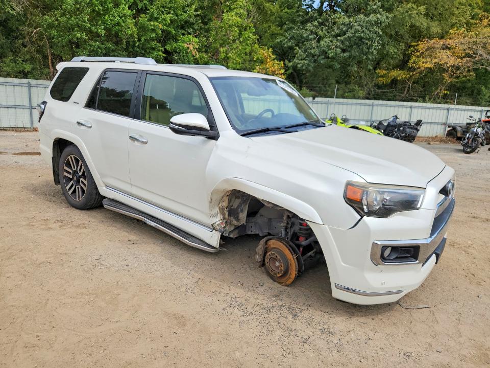 Photo 4 from auction – 2014 TOYOTA 4RUNNER with VIN JTEZU5JR0E5075440