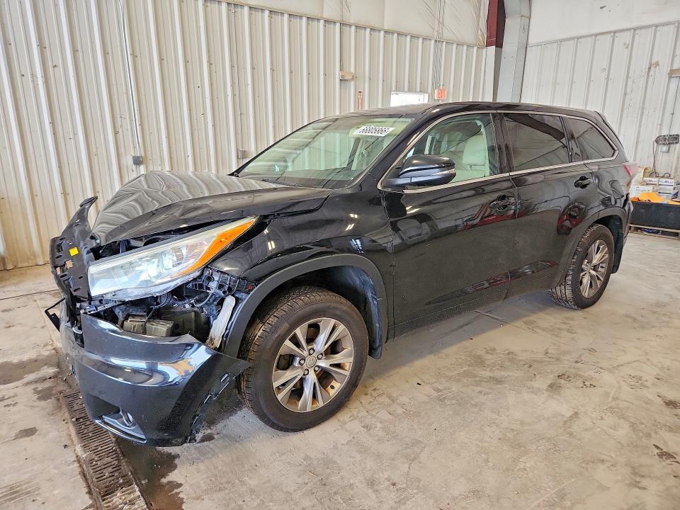 TOYOTA HIGHLANDER 2015 with VIN 5TDBKRFH8FS195095 - Photo from auction
