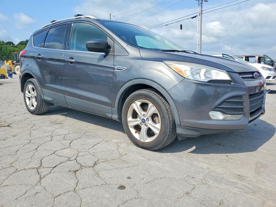 Photo 4 from auction – 2016 FORD ESCAPE with VIN 1FMCU0GX9GUB75902