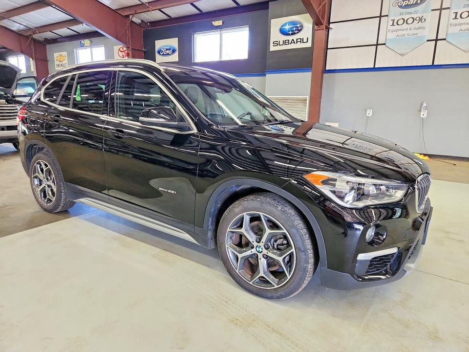 Photo 4 from auction – 2017 BMW X1 with VIN WBXHT3C37H5F85875