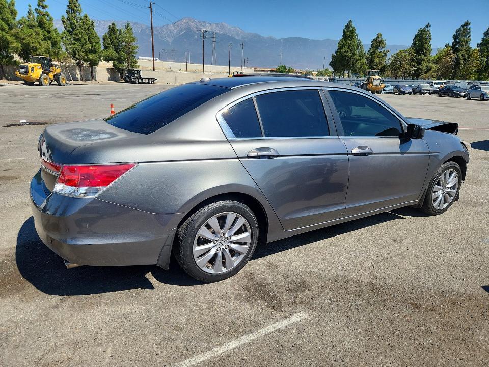 Photo 3 from auction – 2012 HONDA ACCORD with VIN 1HGCP2F80CA130507