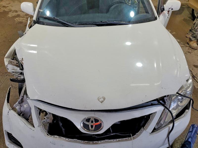 Photo 11 from auction – 2011 TOYOTA CAMRY with VIN 4T1BF3EK7BU647442