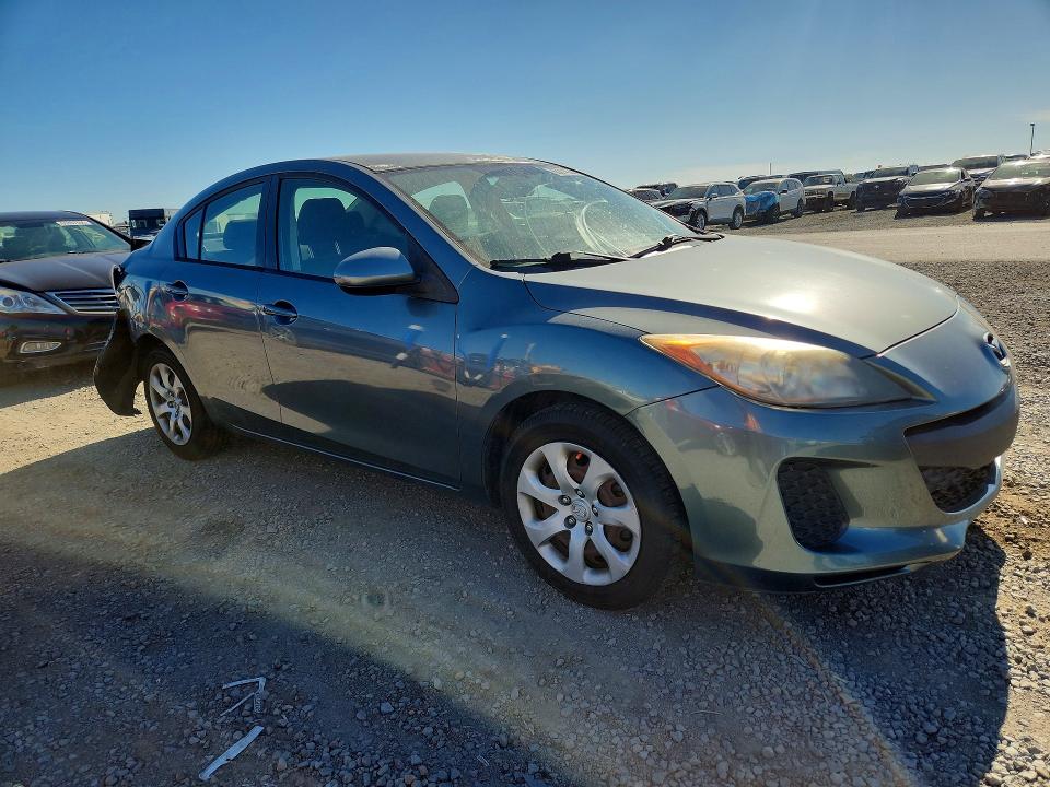 Photo 4 from auction – 2013 MAZDA 3 with VIN JM1BL1TG0D1709753