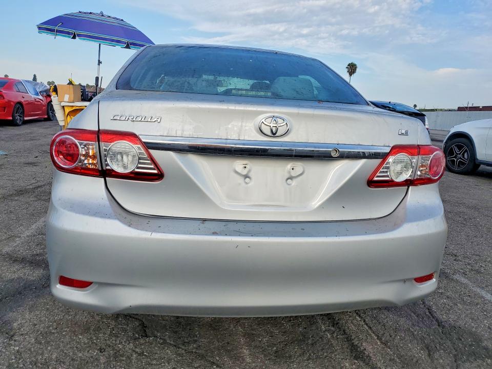 Photo 6 from auction – 2013 TOYOTA COROLLA with VIN 5YFBU4EE6DP076309