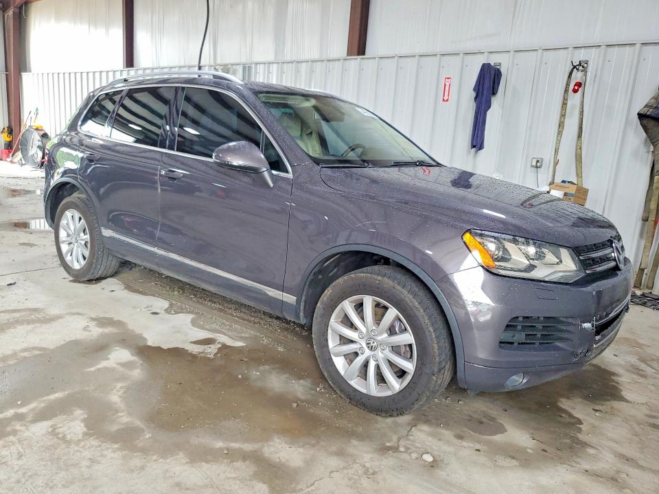 Photo 4 from auction – 2012 VOLKSWAGEN TOUAREG with VIN WVGFF9BP6CD000651