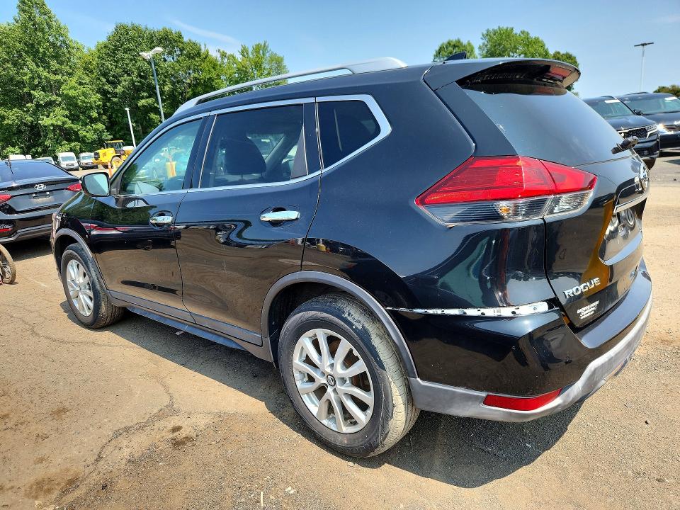 Photo 2 from auction – 2017 NISSAN ROGUE with VIN KNMAT2MV0HP528816