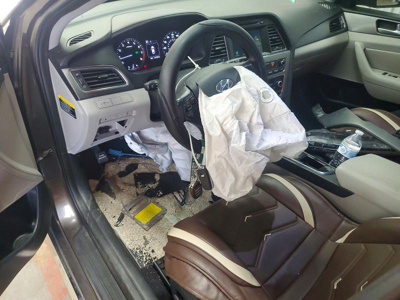 Photo 8 from auction – 2016 HYUNDAI SONATA with VIN 5NPE34AF5GH429574