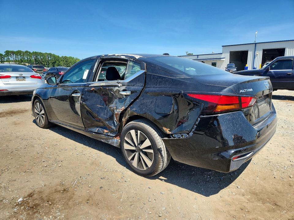 Photo 2 from auction – 2021 NISSAN ALTIMA with VIN 1N4BL4DV3MN340206