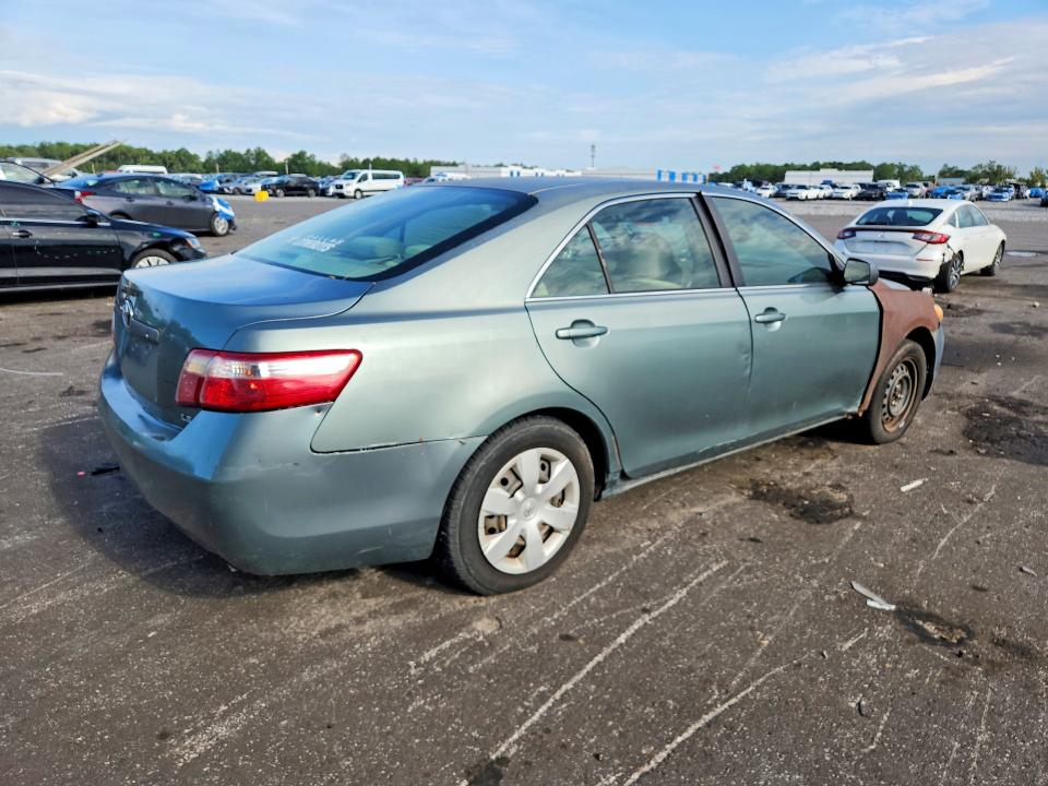 Zdjęcie 3 z aukcji – 2007 TOYOTA CAMRY z VIN JTNBE46K273078701
