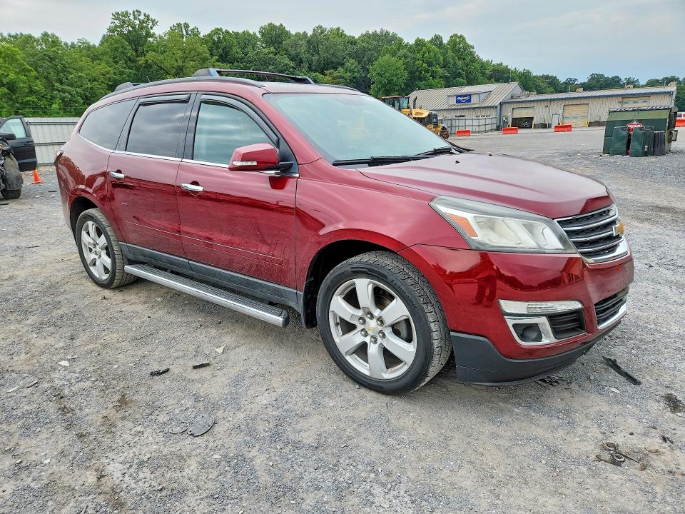 Photo 4 from auction – 2016 CHEVROLET TRAVERSE with VIN 1GNKVGKD1GJ133431