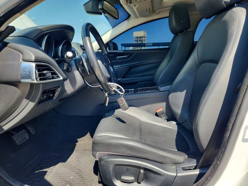 Photo 7 from auction – 2018 JAGUAR XE with VIN SAJAD4FX4JCP35148