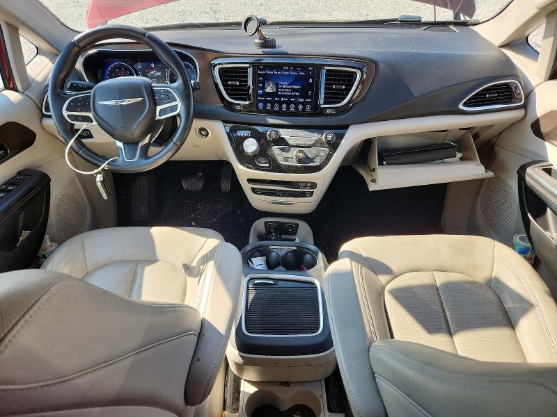 Photo 8 from auction – 2017 CHRYSLER PACIFICA with VIN 2C4RC1EG0HR752857