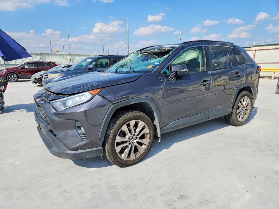 TOYOTA RAV4 2019 with VIN JTMA1RFV3KJ009877 - Photo from auction