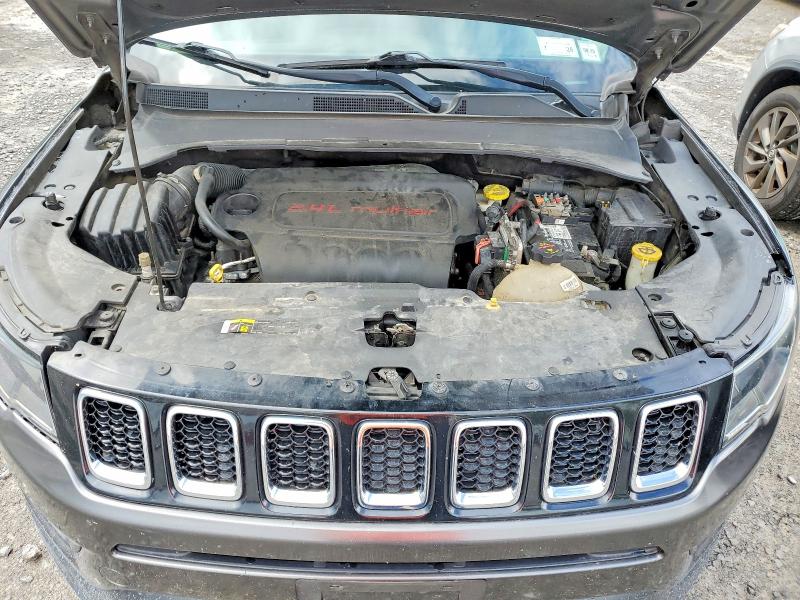 Photo 12 from auction – 2018 JEEP COMPASS with VIN 3C4NJDBB3JT303044