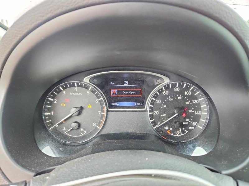 Photo 9 from auction – 2017 NISSAN ALTIMA with VIN 1N4AL3AP8HC252099