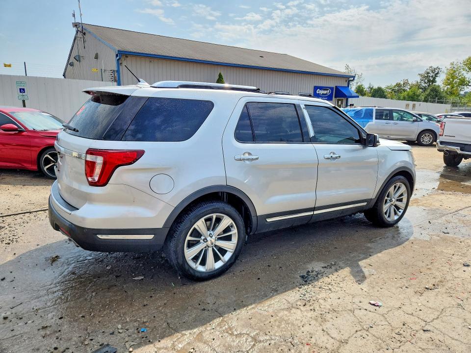Photo 3 from auction – 2019 FORD EXPLORER with VIN 1FM5K7F80KGB13698