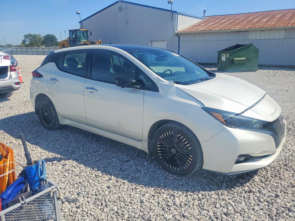 Фото 4 с аукциона – 2023 NISSAN LEAF с VIN 1N4CZ1CV7PC550715