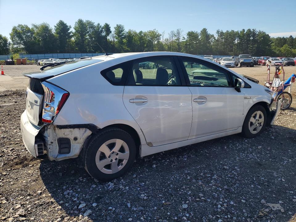 Photo 3 from auction – 2011 TOYOTA PRIUS with VIN JTDKN3DU4B5333378