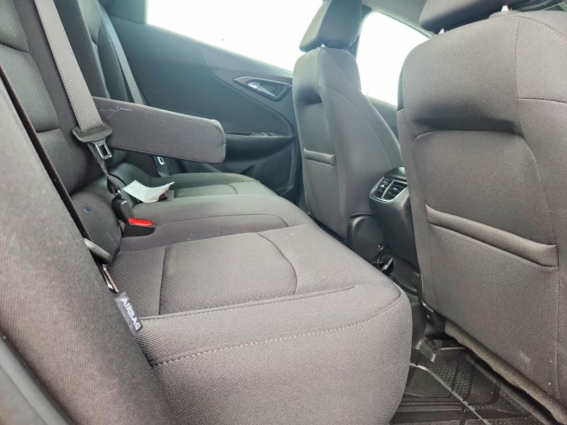 Photo 10 from auction – 2019 CHEVROLET MALIBU with VIN 1G1ZD5ST3KF197058