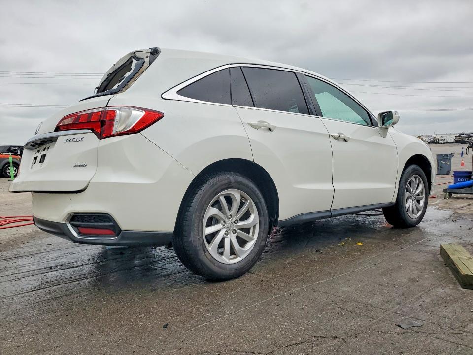 Photo 3 from auction – 2017 ACURA RDX with VIN 5J8TB4H50HL026124
