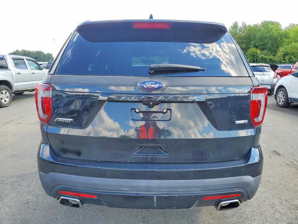 Photo 6 from auction – 2016 FORD EXPLORER with VIN 1FM5K8GT1GGA92683
