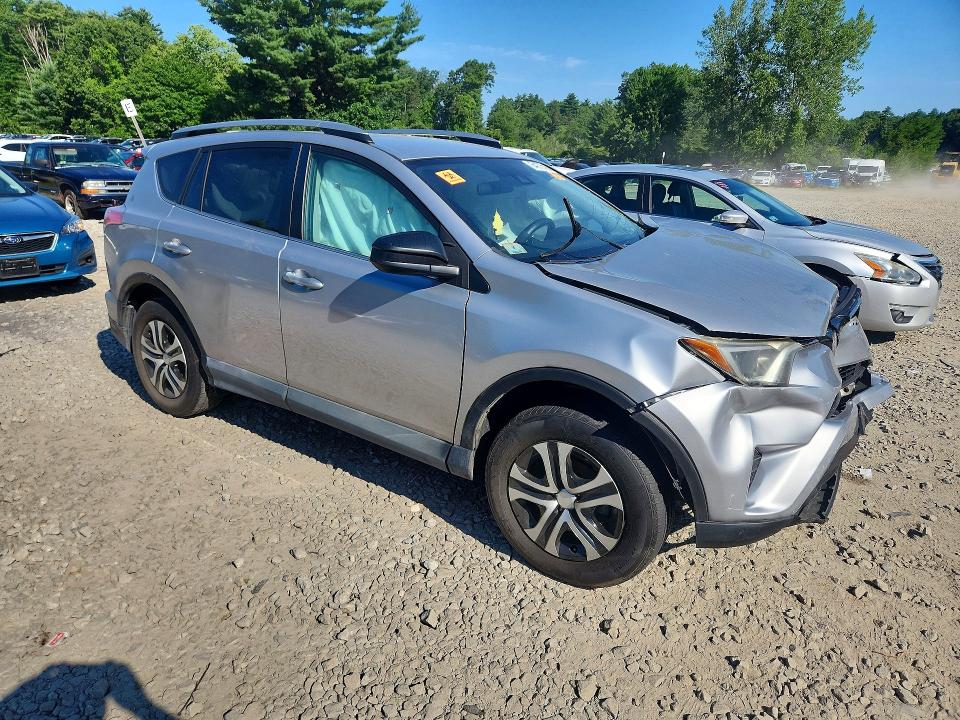 Photo 4 from auction – 2017 TOYOTA RAV4 with VIN 2T3BFREV5HW602755