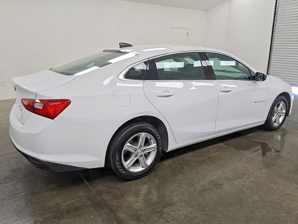 Photo 3 from auction – 2024 CHEVROLET MALIBU with VIN 1G1ZC5ST6RF227201