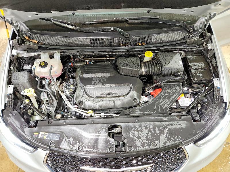 Photo 12 from auction – 2026 CHRYSLER PACIFICA with VIN 2C4RC1BG3TR236263