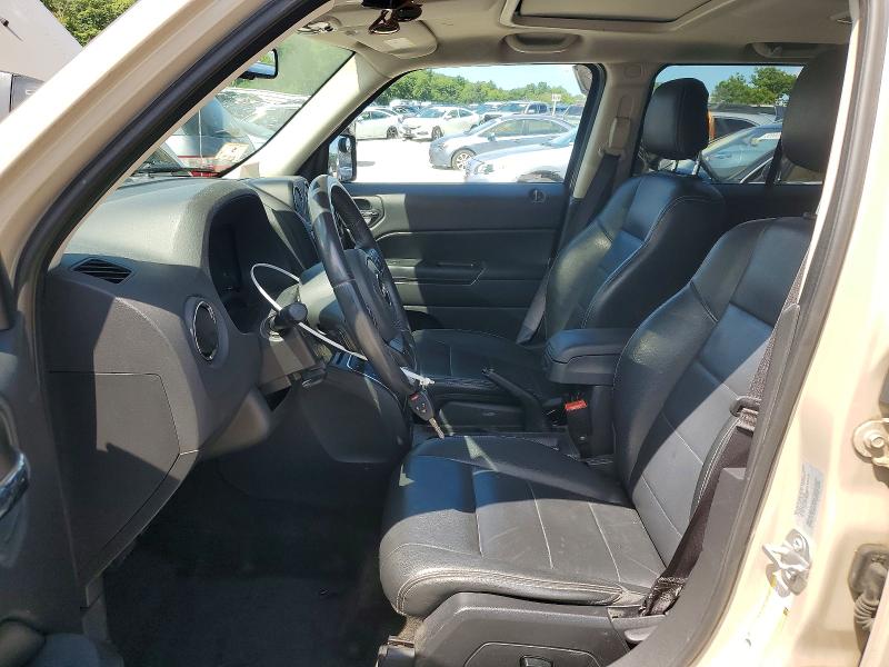 Photo 7 from auction – 2017 JEEP PATRIOT with VIN 1C4NJRFB7HD196698