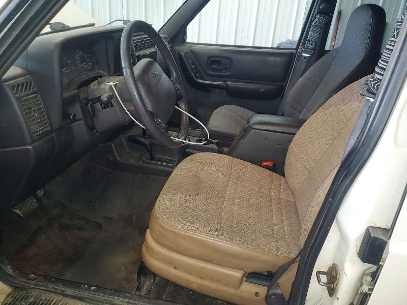 Photo 7 from auction – 2001 JEEP CHEROKEE with VIN 1J4FF48SX1L515622
