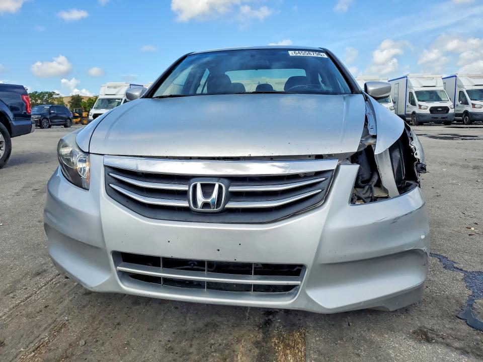 Photo 5 from auction – 2011 HONDA ACCORD with VIN 1HGCP2F64BA031279