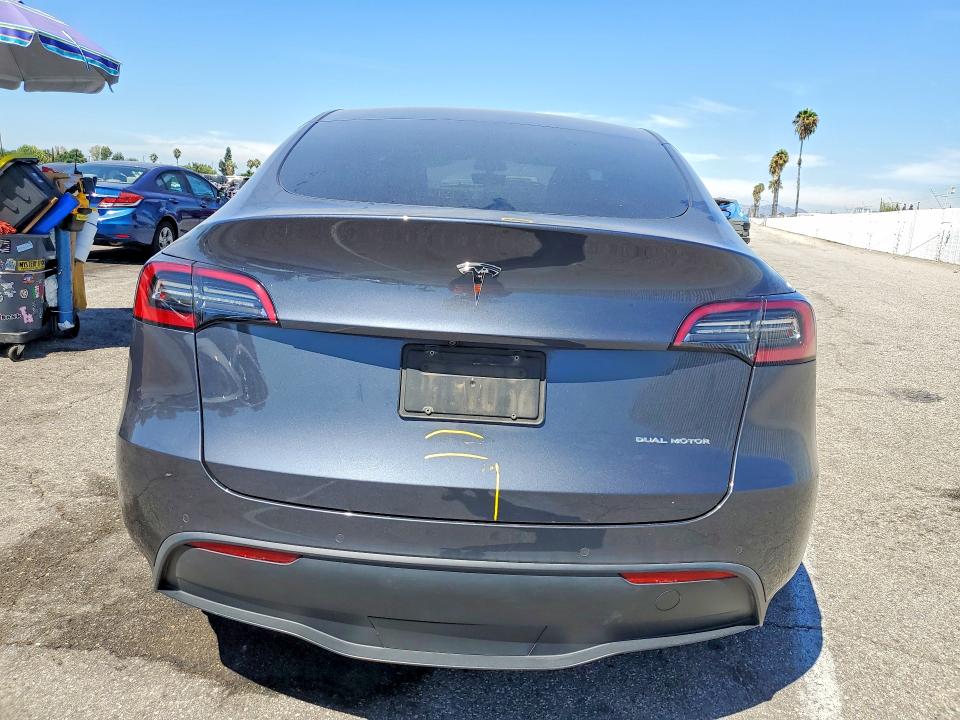 Photo 6 from auction – 2022 TESLA MODEL Y with VIN 7SAYGDEE3NF424066