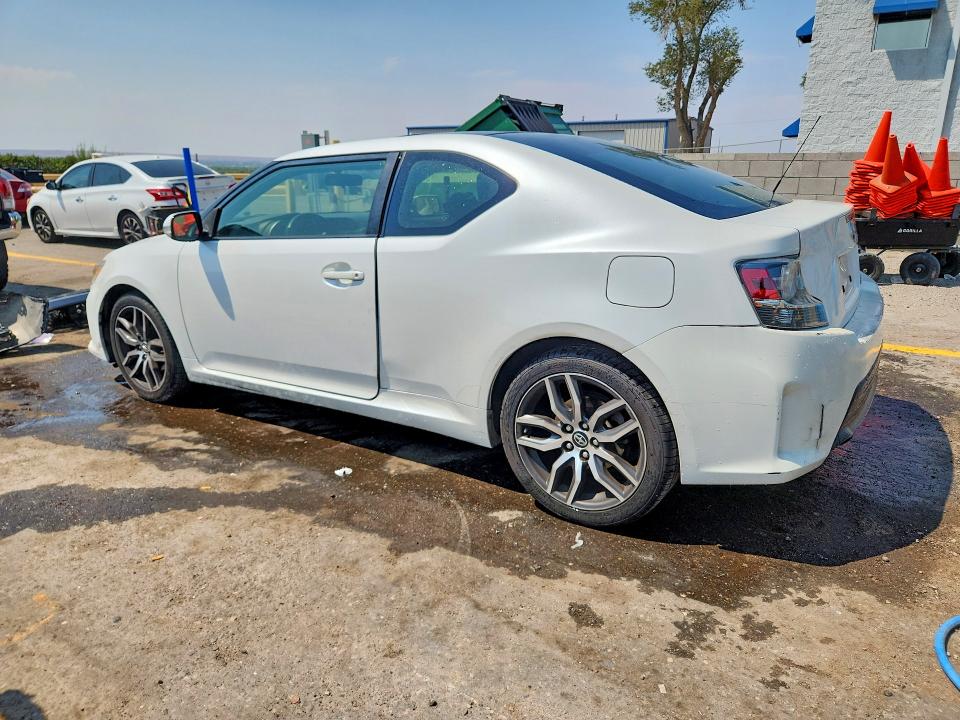 Photo 2 from auction – 2015 SCION TC with VIN JTKJF5C73F3090656