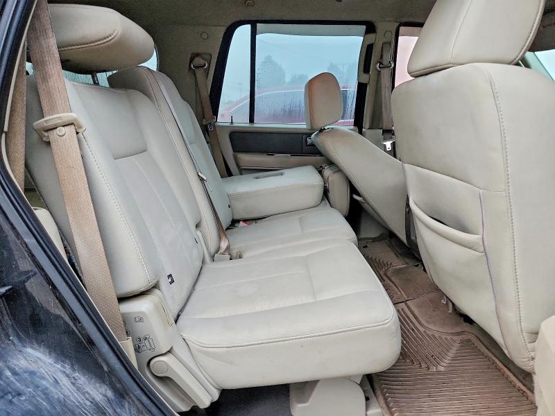 Photo 11 from auction – 2008 FORD EXPEDITION with VIN 1FMFU16588LA13334