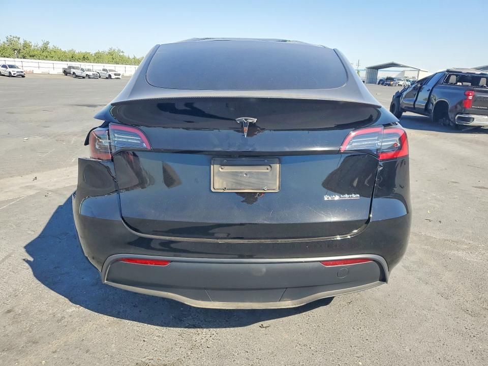 Фото 6 с аукциона – 2024 TESLA MODEL Y с VIN 7SAYGDEF4RF131243