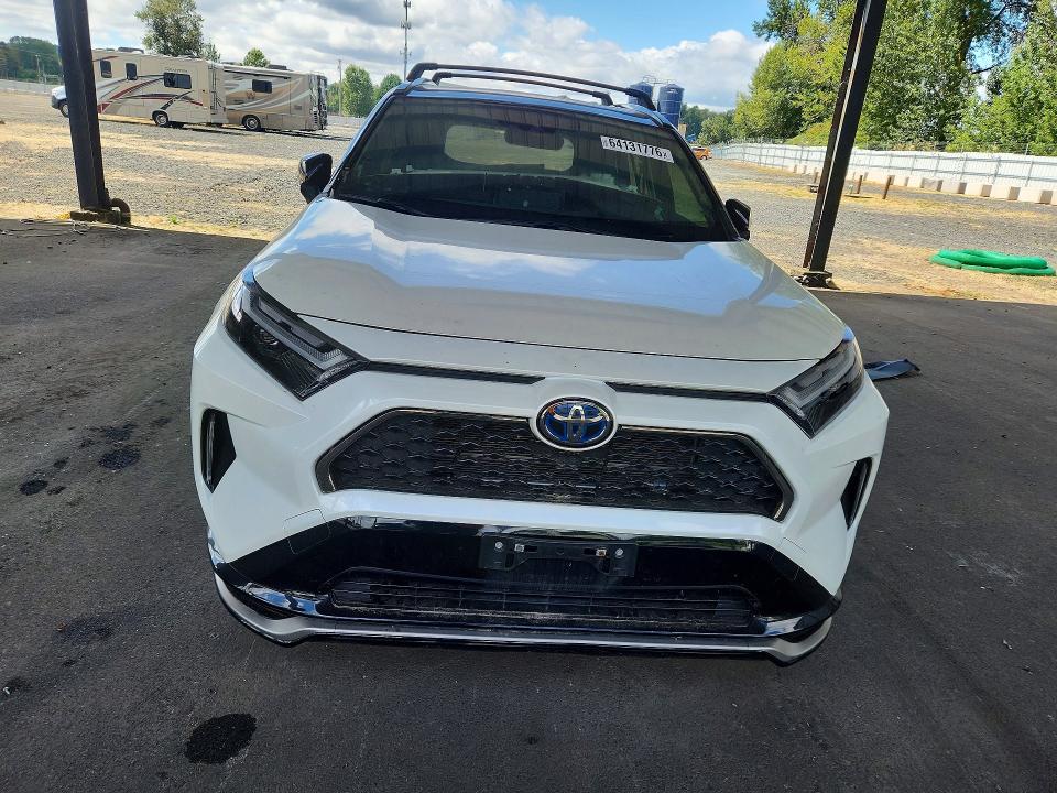Photo 5 from auction – 2022 TOYOTA RAV4 PRIME with VIN JTMEB3FVXND079374