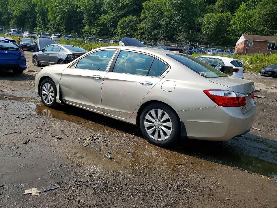 Photo 2 from auction – 2014 HONDA ACCORD with VIN 1HGCR2F81EA201534