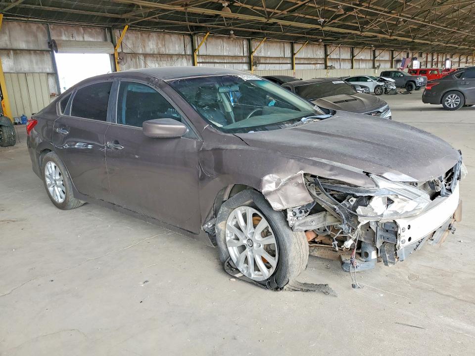 Photo 4 from auction – 2017 NISSAN ALTIMA with VIN 1N4AL3AP5HC203278