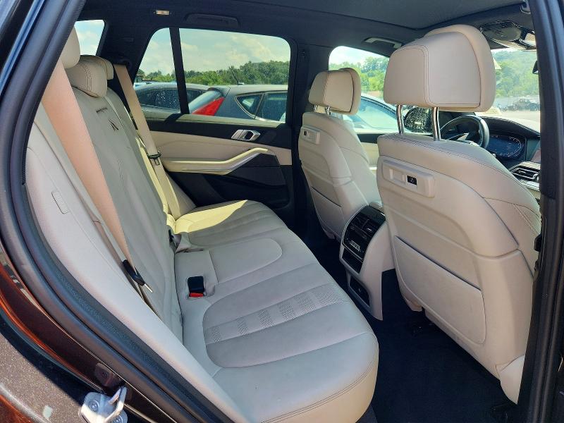 Photo 11 from auction – 2021 BMW X5 with VIN 5UXCR6C02M9E75055