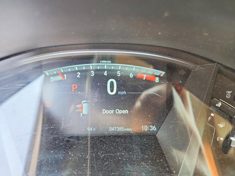 Photo 9 from auction – 2017 HONDA CR-V with VIN 2HKRW1H89HH519228