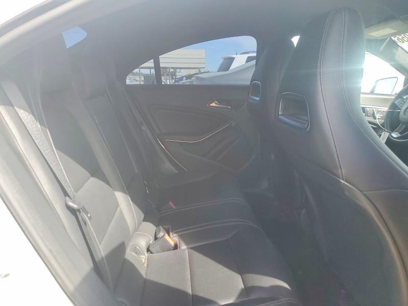 Photo 10 from auction – 2018 MERCEDES-BENZ CLA with VIN WDDSJ4EB3JN602120