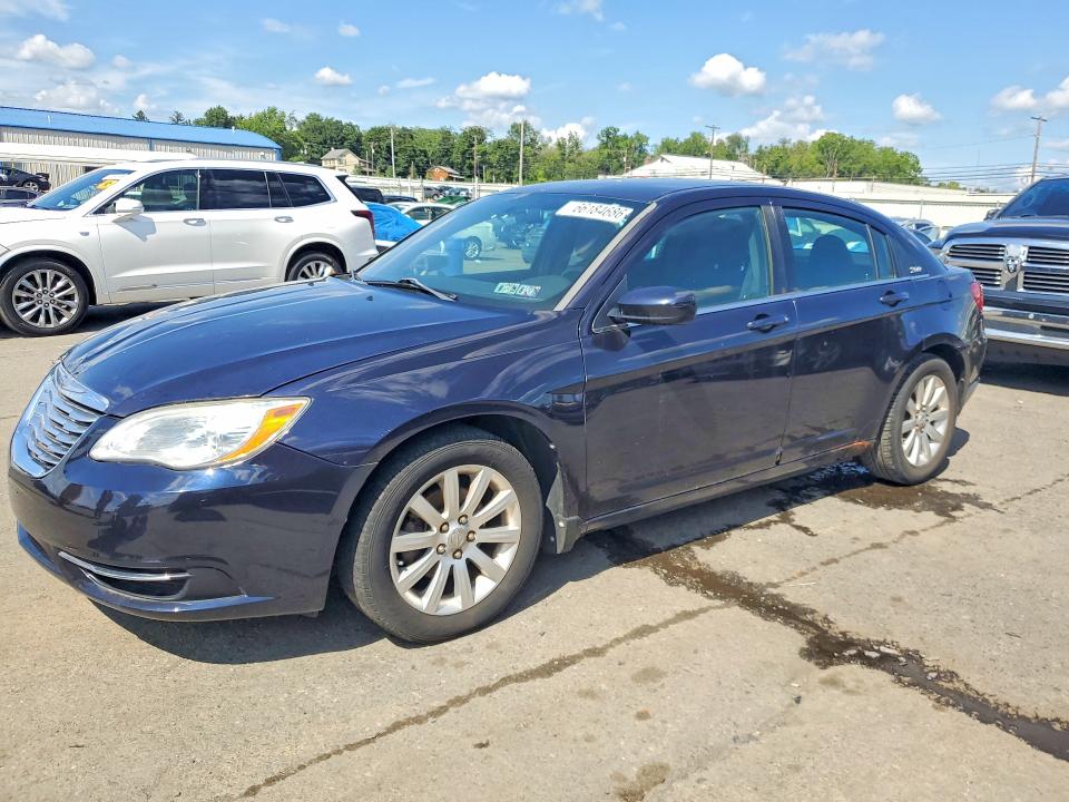 CHRYSLER 200 2011 with VIN 1C3BC1FB6BN531387 - Photo from auction