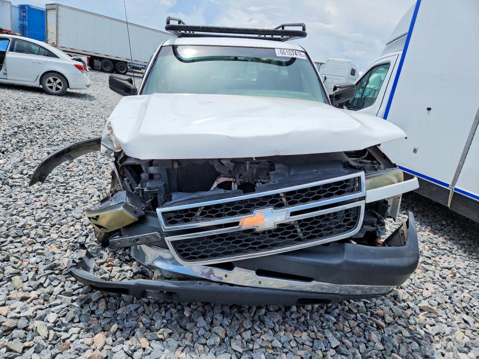 Photo 5 from auction – 2006 CHEVROLET SILVERADO with VIN 1GBHK24U46E103671