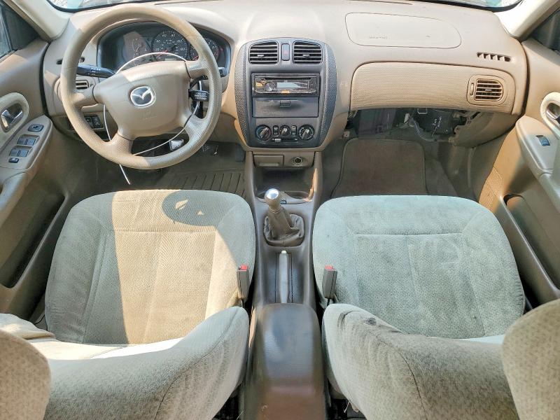 Photo 8 from auction – 2000 MAZDA PROTEGE with VIN JM1BJ2225Y0289890