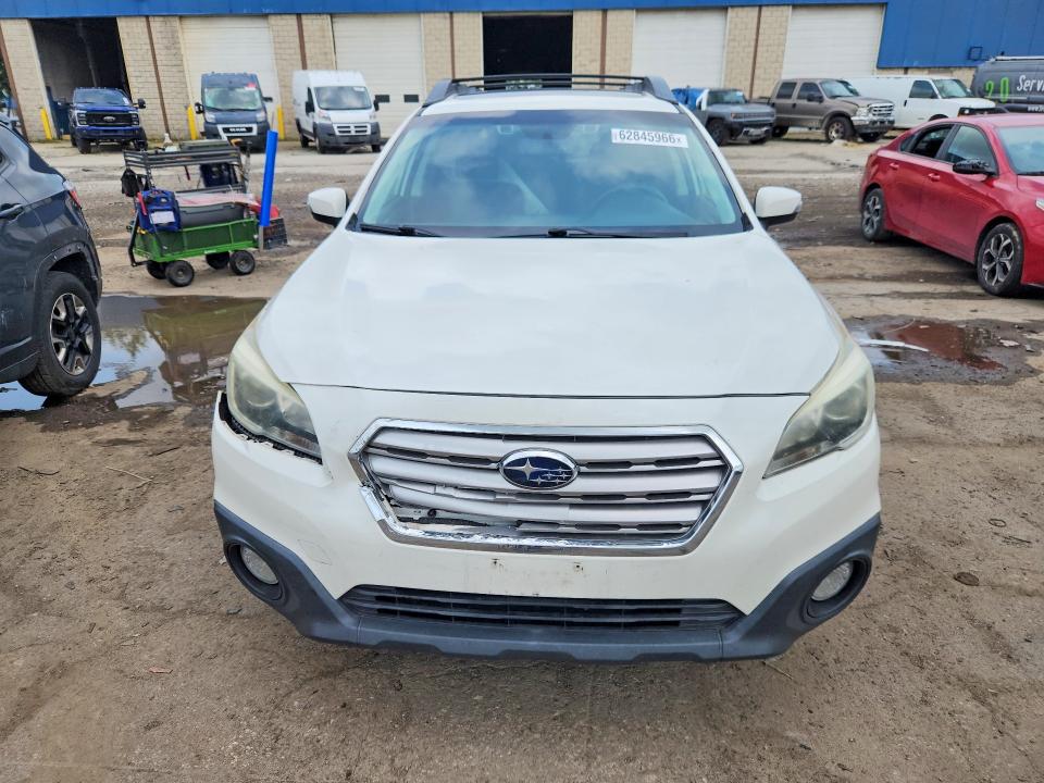 Photo 5 from auction – 2015 SUBARU OUTBACK with VIN 4S4BSAHCXF3254387