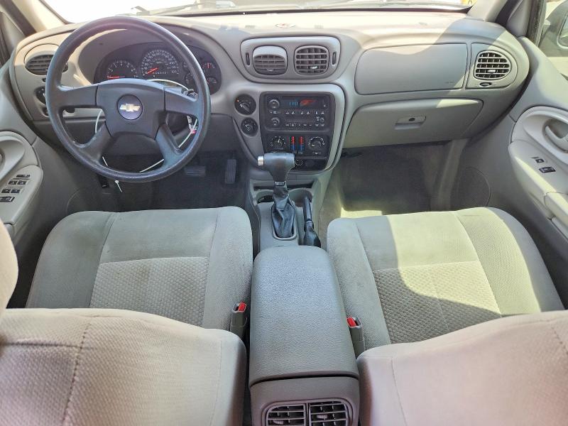 Photo 8 from auction – 2008 CHEVROLET TRAILBLAZER with VIN 1GNDT13S082259963