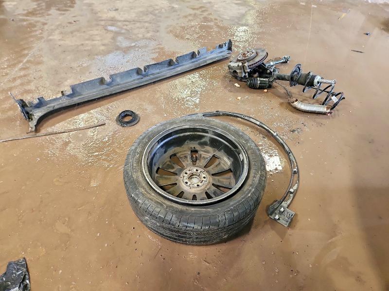 Photo 13 from auction – 2020 LINCOLN CORSAIR with VIN 5LMCJ2D95LUL03473