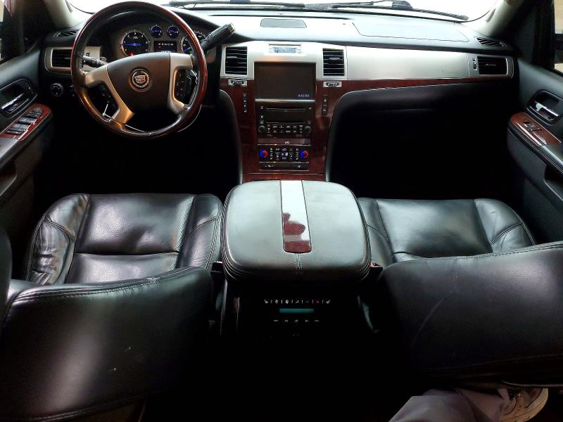 Photo 8 from auction – 2010 CADILLAC ESCALADE with VIN 1GYUCCEF9AR163454